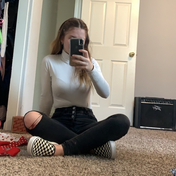 Meet your Posher, Grace - Picture 2 of 8